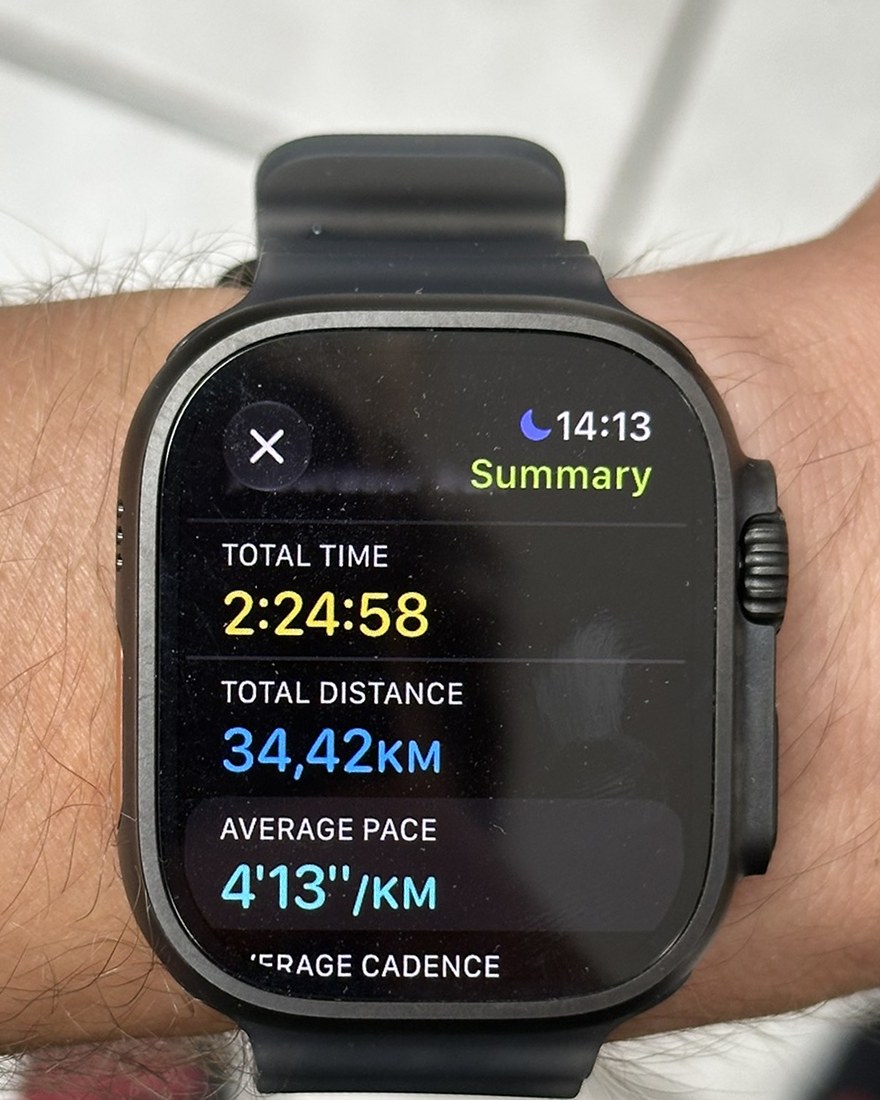 Apple Watch pace and distance on a training run